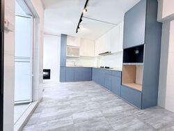 Blk 542 Serangoon North Avenue 4 (Serangoon), HDB Executive #529560291